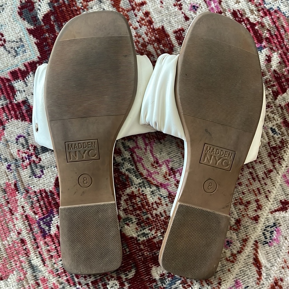 White sandals - Picture 2 of 2